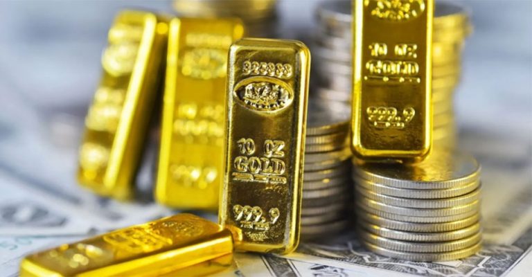 الذهب يصعد لمستويات تاريخية ويقترب من 5000 دولار