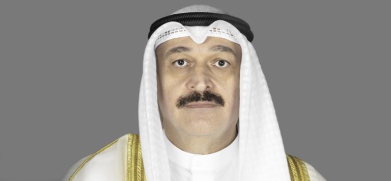 وزير الصحة يعدل أحكام وظائف وبدلات ومكافآت العاملين بمجال الخدمات الصيدلانية والطبية المساعدة.