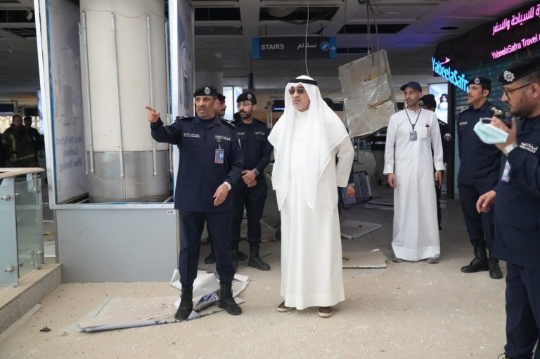 النائب الأول يتفقد مطار الكويت: استكمال المعاينة الفنية وإجراء تقييم شامل ودقيق للأضرار